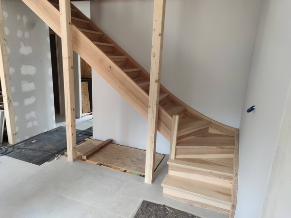 Escalier quart tournant frêne olivier