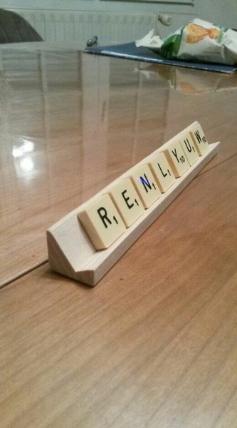Chevalets de Scrabble