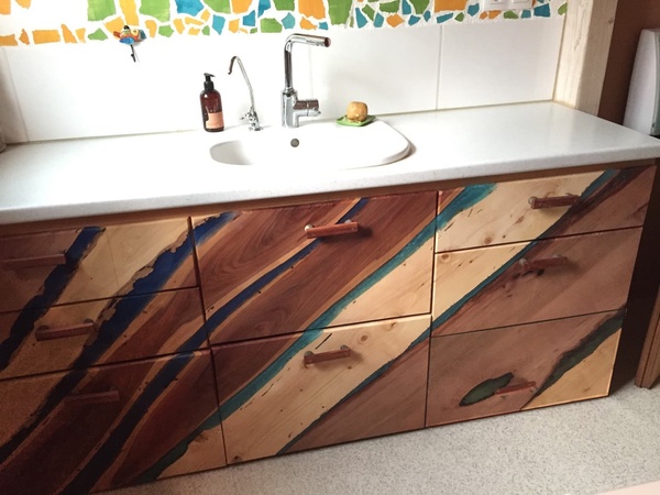 Façade de Tiroirs - Bois et Résine