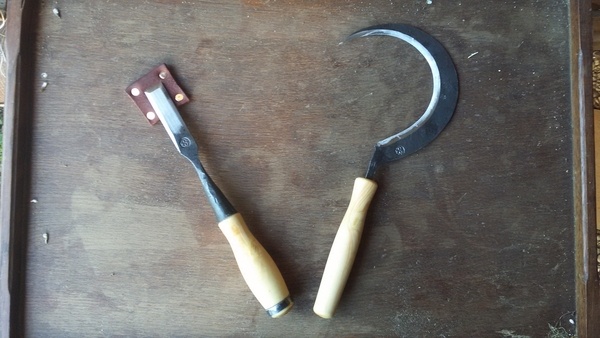 Cerpe et ciseau à bois en collaboration