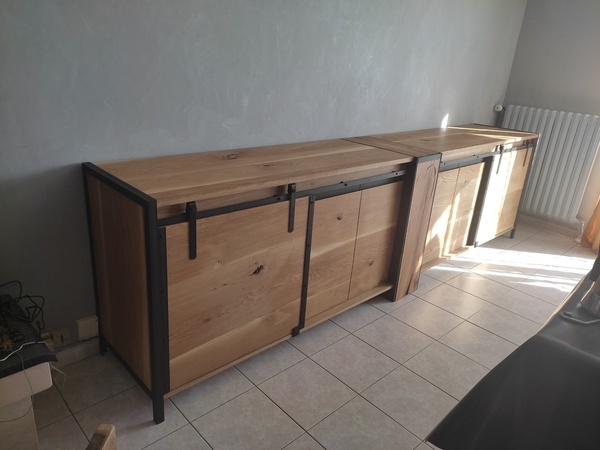 Grand buffer "style "industriel