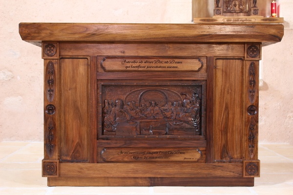 Autel pour l'Eglise d'Aubergenville (Yvelines)