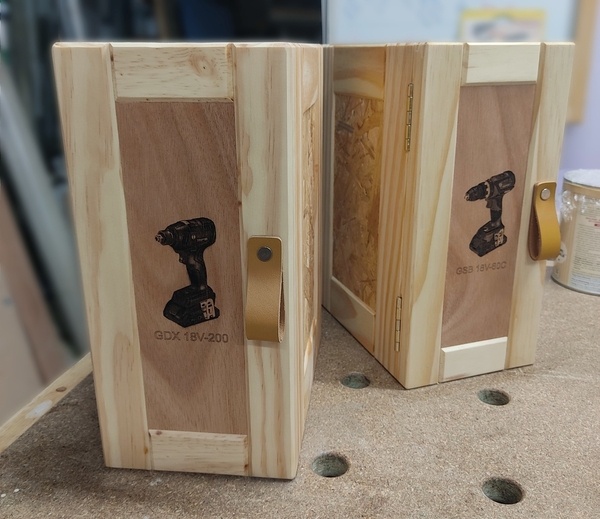 Coffrets muraux pour visseuses