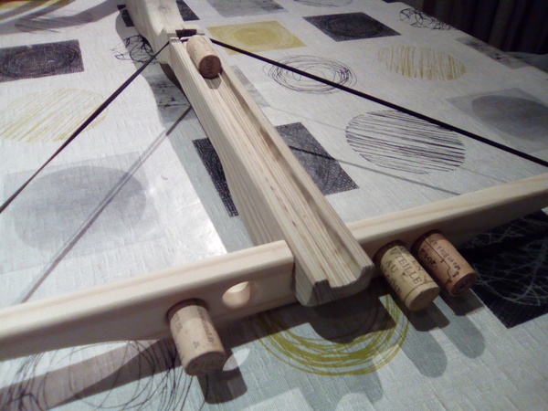 Arbalète à bouchons pour Paques