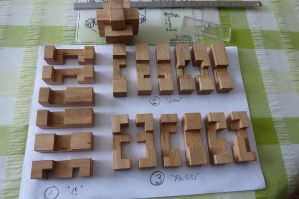 Casse tête    croix de charpentier