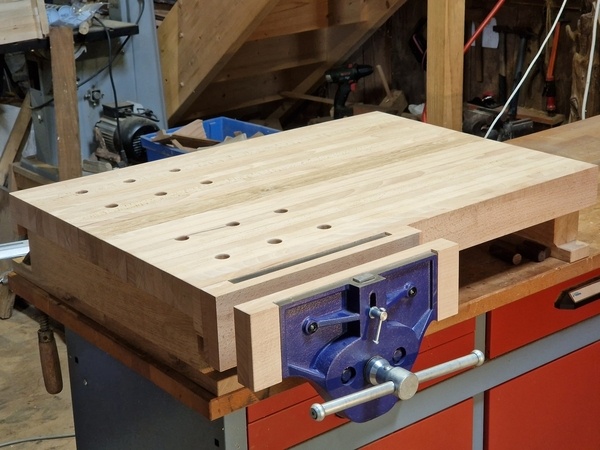 Sur-établi avec presse rapide