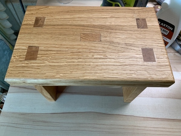 Petit banc en chêne