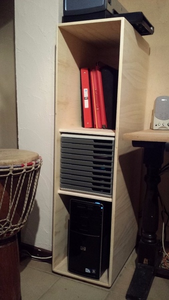 Meuble de rangement pour coin bureau