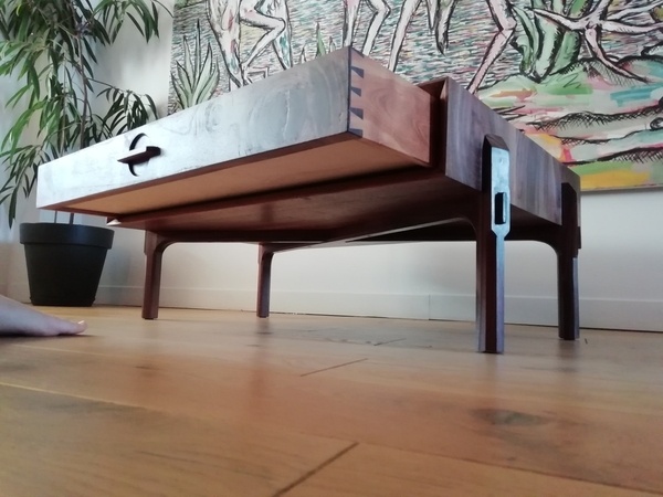 Table basse de confinement