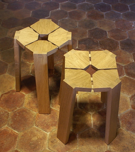 Petit tabouret en chêne