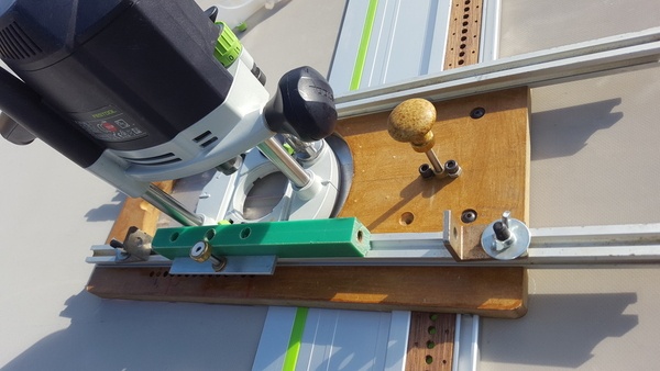 Gabarit pour défonceuse guidée sur rail Festool