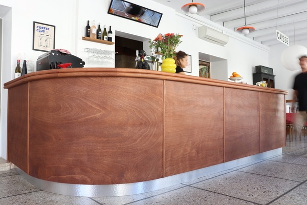 Bar cintré pour établissement du Sud Gironde