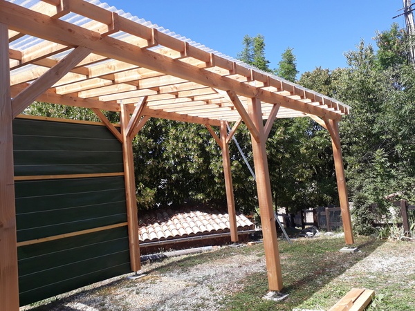 Abri camping car douglas