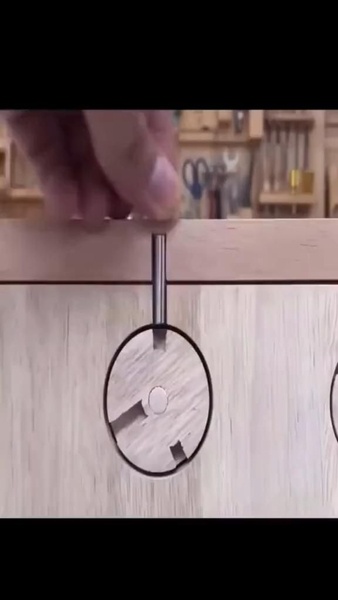 Fermeture à code d'un coffret en bois