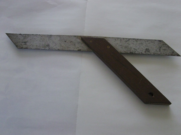 Sauterelle et équerre d'onglet