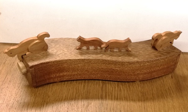 Boite courbe genre "plumier"