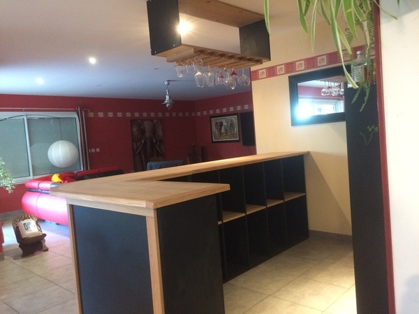 Bar en chêne et MDF noir