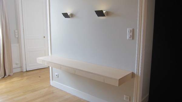 Bureau et bibliothèque Lévitation -