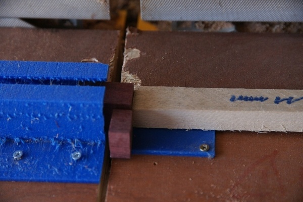 Coupe carrelet de précision et de sécurité