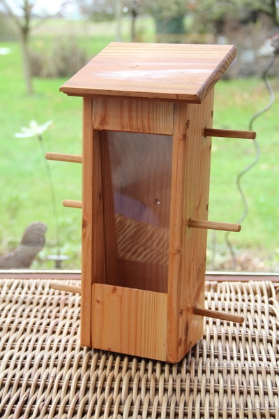 Mangeoire pour passereaux