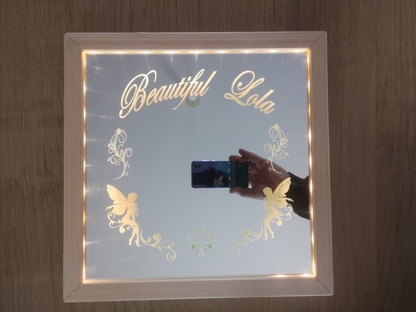 Cadre miroir gravé laser