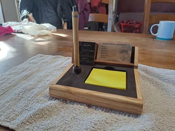 Présentoir ou porte carte de visite