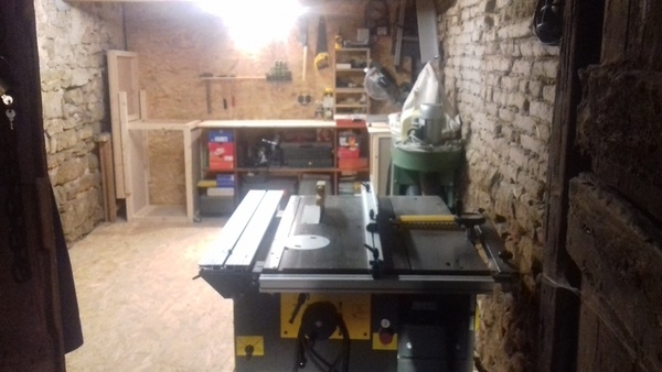 Petit atelier tout récent