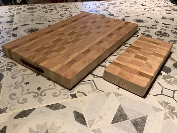 Planche à découper double face