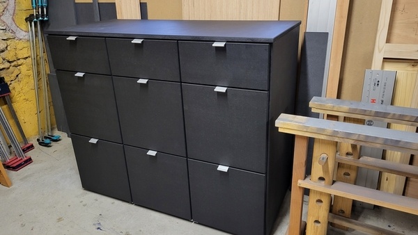 Meuble a vinyles en valcromat