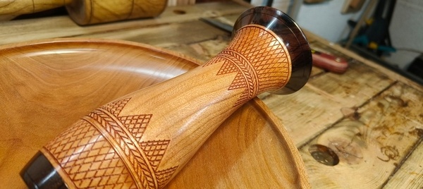 Un moulin à poivre à décor Sautivet