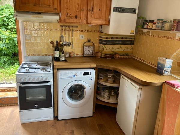 Plan de travail de cuisine sur pietement