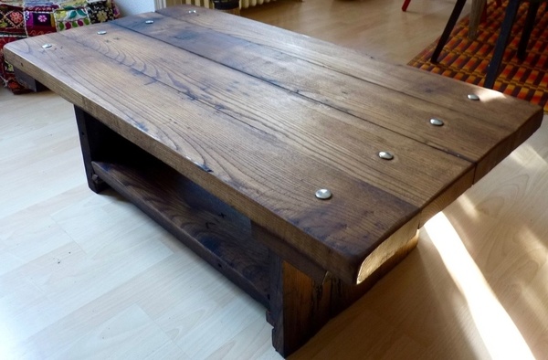 Table basse en latte de tonneau