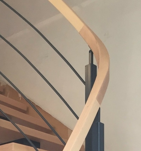 Main-courante débillardée