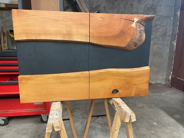 Meuble en valchromat et merisier