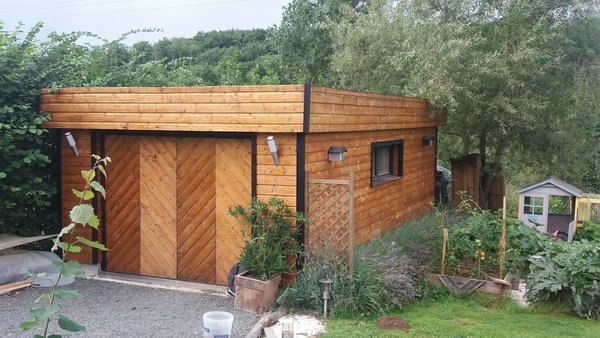 La cabane au milieu du jardin V2