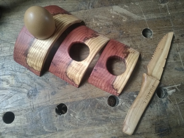 Challenge coquetier ! et aussi un couteau de marque !