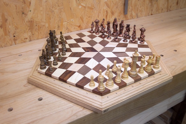 Echiquier Yalta, les échecs à 3