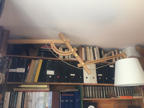 Lampe hybride en chêne