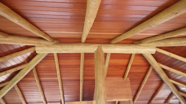 Charpente en bois originale