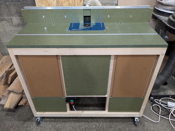 Défonceuse sous table