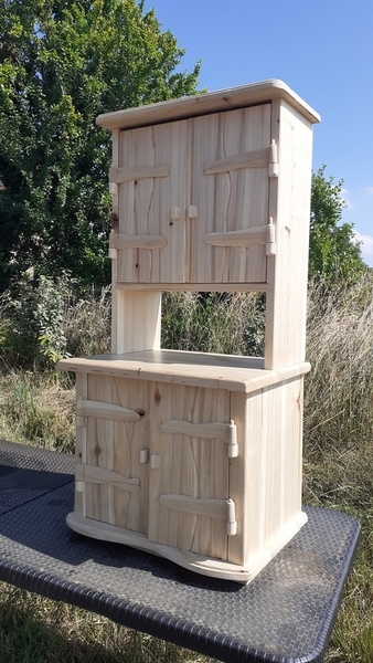 Mini Buffet, charnière en bois