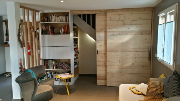 Agencement sous escalier