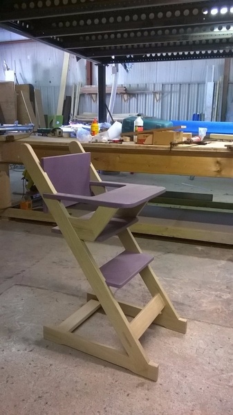 Chaise haute pour enfant