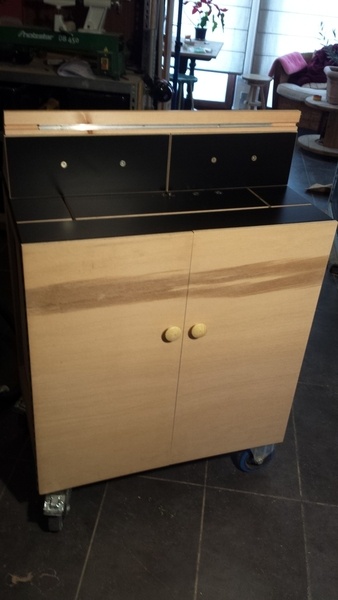 Meuble pour défonceuse sous table