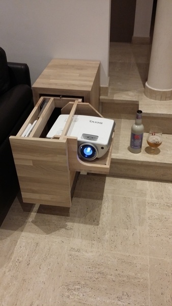 Meuble pour vidéo projecteur en chêne