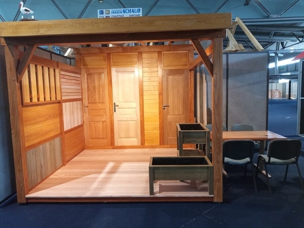 Porte d'intérieur et bardages