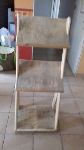 Présentoir à prospectus