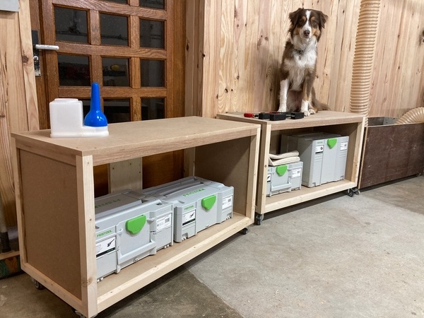 Deux petites servantes