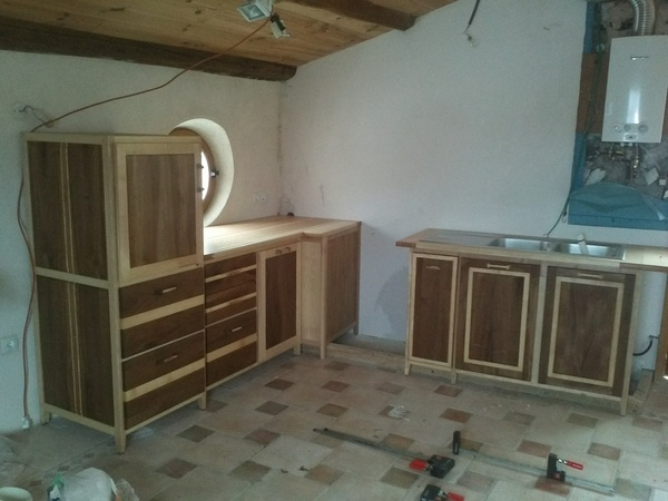 Cuisine en noyer et frene