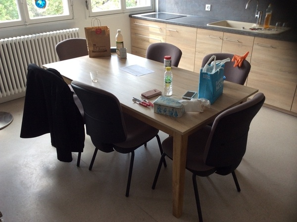 Grande table pour le repas